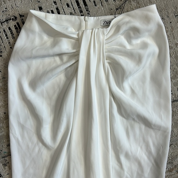 nwt // Zara Knotted Wrap Skirt - Picture 4 of 10